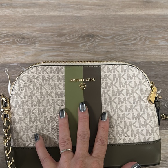 NWT Michael Kors Cindy Crossbody Bag MSRP $198 - Picture 8 of 8